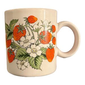 VTG JAPAN Strawberries Coffee Cup Mug Country Kitchen Fresa Fraise Cottagecore